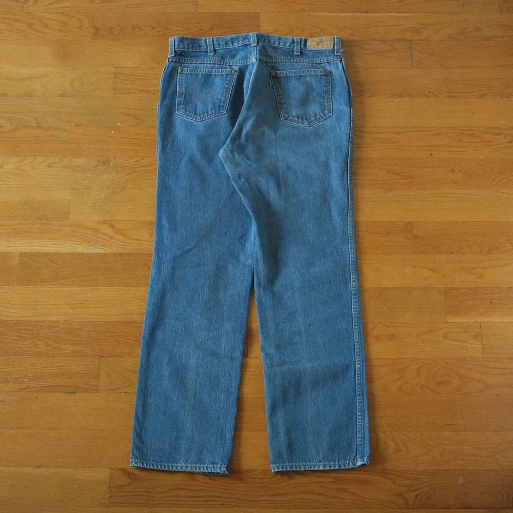 Vintage Levi's 557 Cowboy Jeans Mens Blue Straight Leg Western 34x32 Relaxed Fit